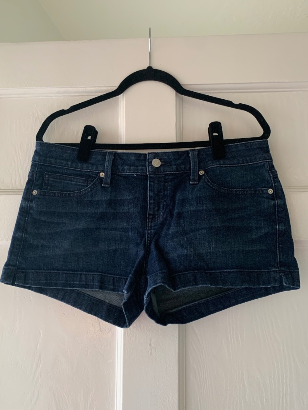 Guess Low Rise Dark Indigo Wash Denim Shorts Stretch Pockets Size 31 Y2k